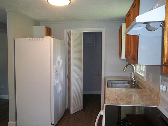 5th image of 2029 Diana Ave