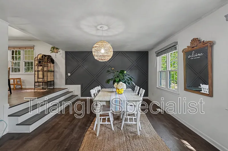 4 bed, 2.0 bath, 1910 sqft, $2,495 — Photo 4