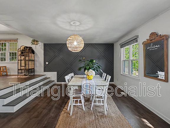 4th image of 4101 Pickwick Dr