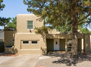 1106 Ridgecrest Dr SE, Albuquerque, NM 87108