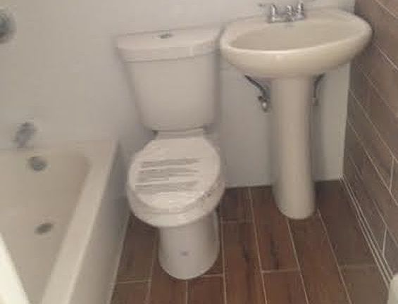 2nd image of 934 E 226th St #1A