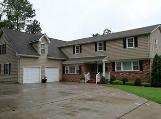 3525 Macdonald Rd, Virginia Beach, VA 23464