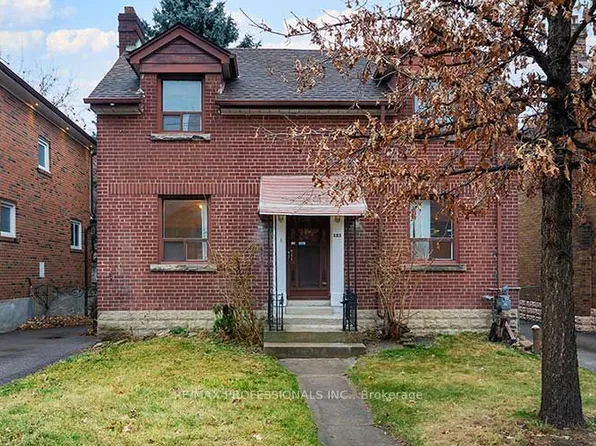 103 Keele St, Toronto, ON M6P 2J8