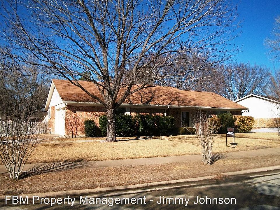 1st image of 3006 Linda Dr