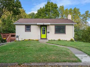 815 Montcrest St, Dubuque, IA 52001