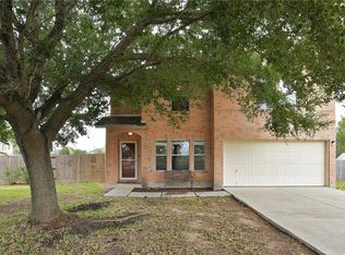 125 Raymond Dr, Kyle, TX 78640
