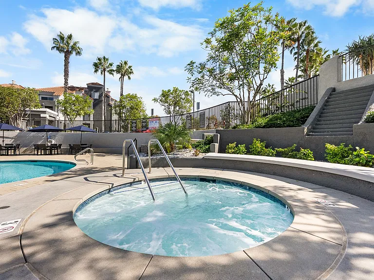 The Grand Costa Mesa — Photo 19