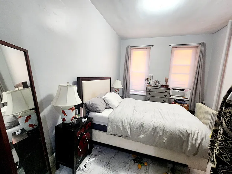 623 Willow Ave #1 — Photo 5
