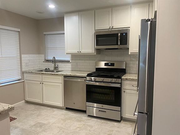 2nd image of 6314 Woodbrook Ln