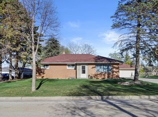 4266 S 78th St, Greenfield, WI 53220