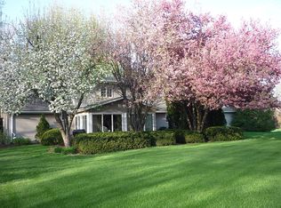 36 Waldheim Rd, Morton, IL 61550