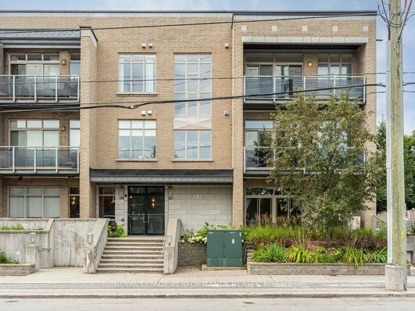 682 Churchill Ave N #201, Ottawa, ON K1Z 5G5