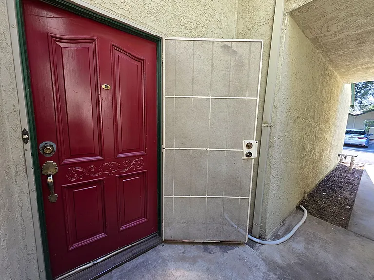 1109 E Orangeburg Ave #16 — Photo 4