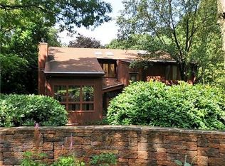 605 Read School House Rd, Coventry, RI 02816