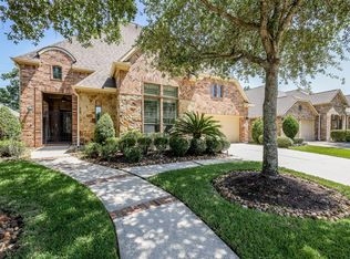 2811 King Point View Ln, Spring, TX 77388