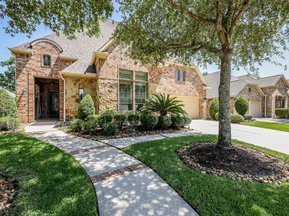 2811 King Point View Ln, Spring, TX 77388