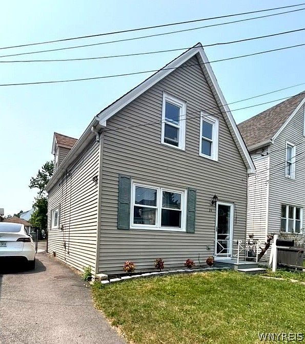1st image of 24 Euclid Ave
