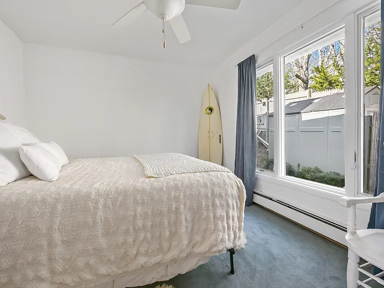 75 Bryan Rd — Photo 22