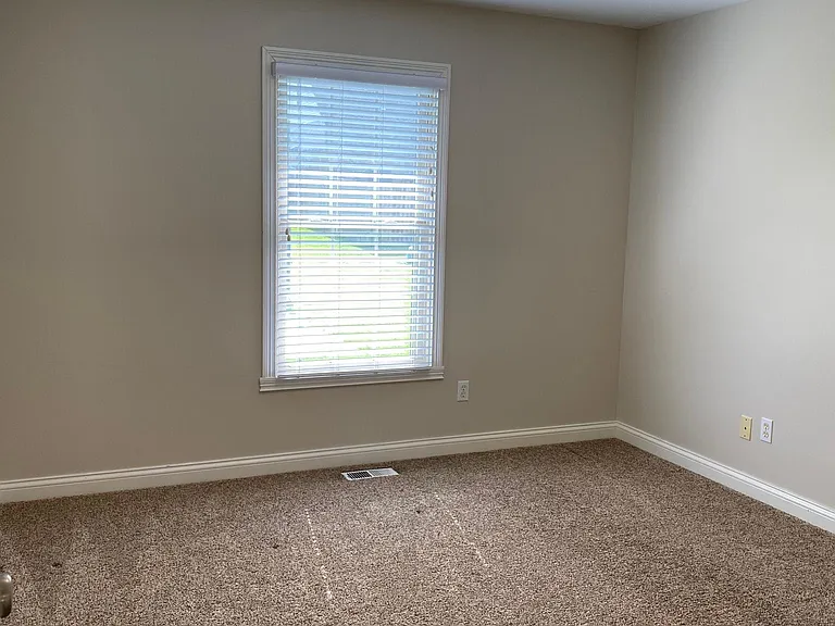 2700 Oak Trail Dr — Photo 13