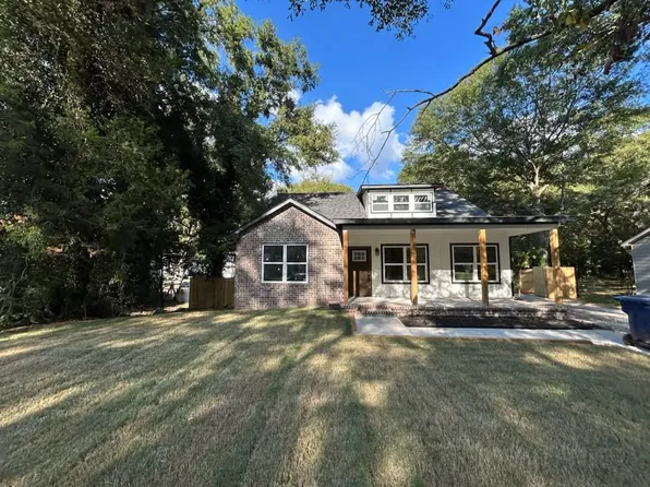 60 E Wright St, Winder, GA 30680