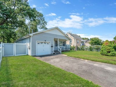 60 Overland Avenue, Amityville, NY, 11701