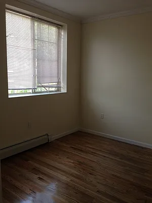 Rented by Land Line Realty Group LLC | media 9