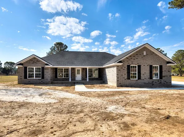 1665 Heritage Dr, Manning, SC 29102