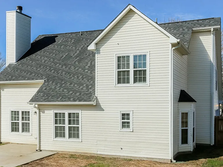213 Summer Hill Cir — Photo 17