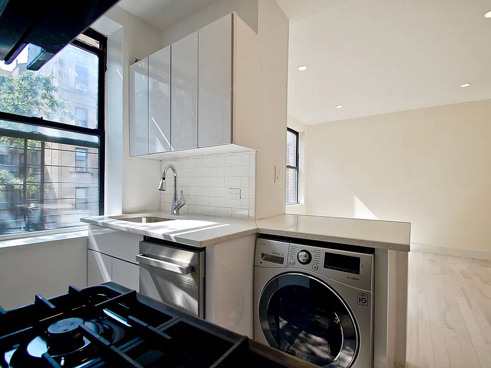 1st image of 4101 Broadway #10A