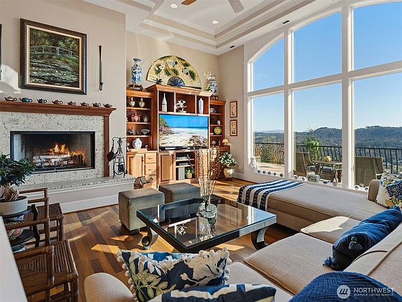 3rd image of 1330 Insel Road