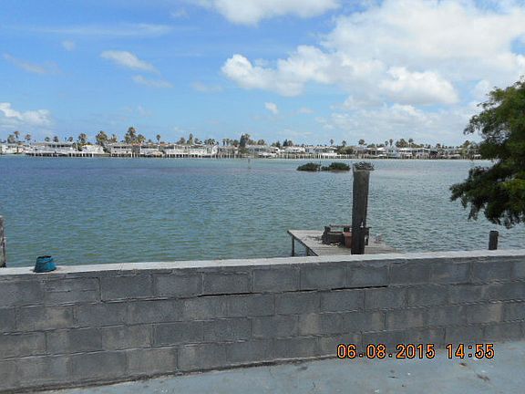 5th image of 218 S Shore Dr