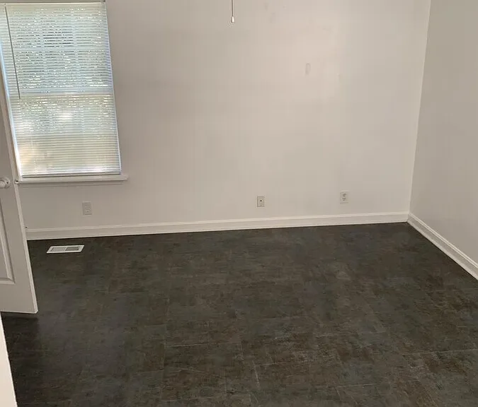 4220 Sunset Ave — Photo 9