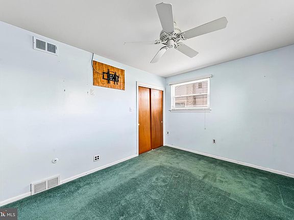3rd image of 3195 Richard Rd