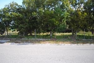 4th image of None Avenue K