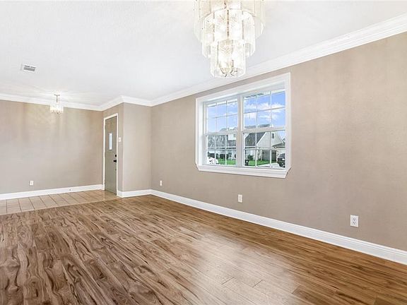 3rd image of 7721 Windward Ct