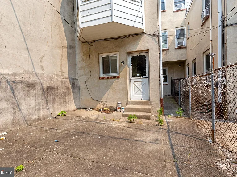 3306 Haverford Ave — Photo 14