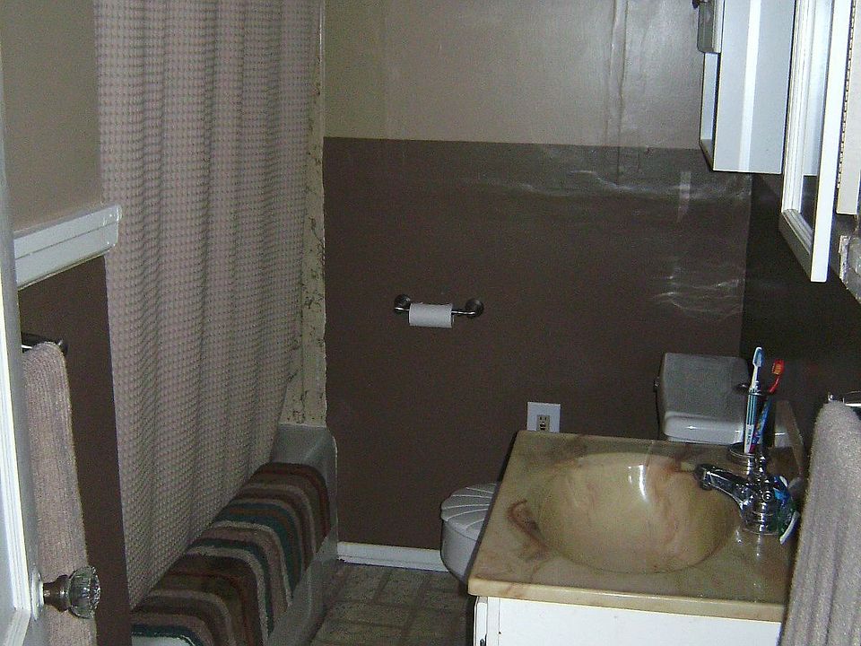 1st image of 6 E Magruder St