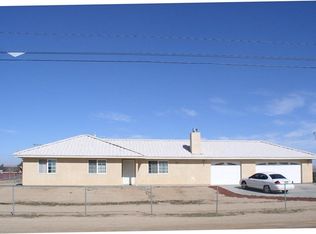 20882 Zuni Rd, Apple Valley, CA 92307