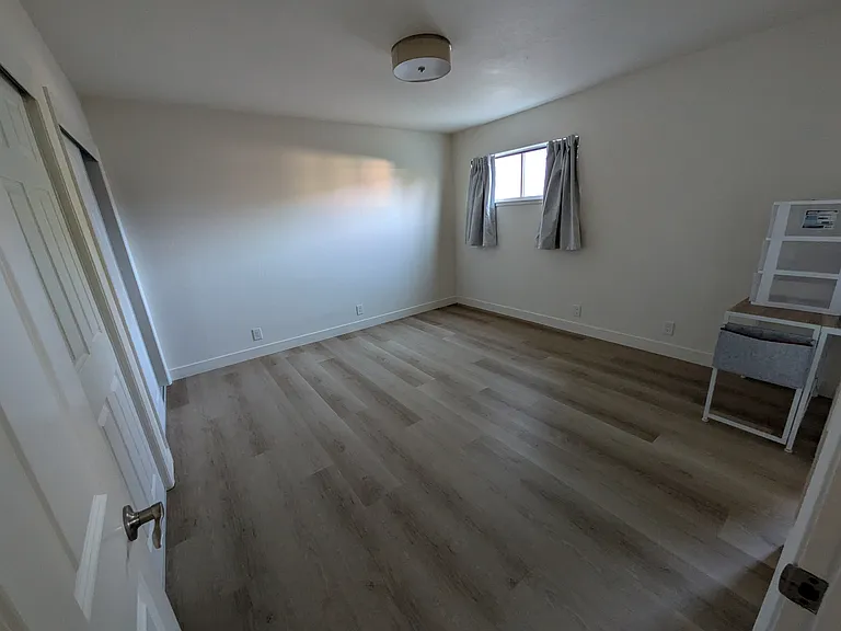 221 Rodonovan Dr — Photo 10
