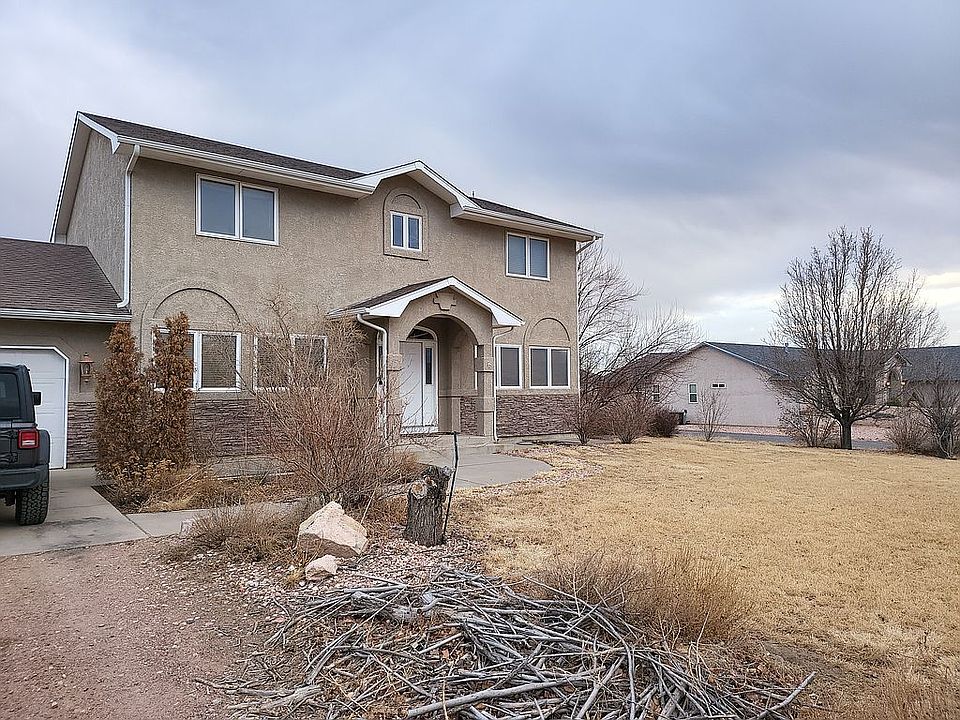 2nd image of 1164 S Los Charros Dr