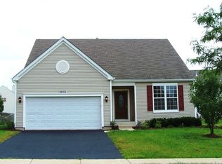 8216 Trumbull Ave, Joliet, IL 60431