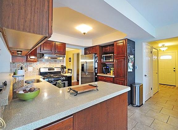 5th image of 37151 Munger Dr
