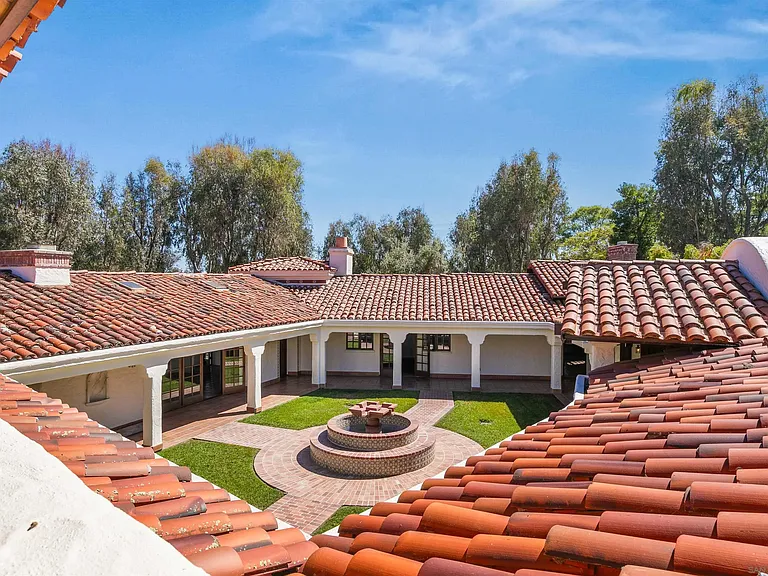 5443 Calzada Del Bosque — Photo 39