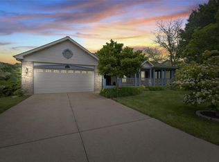 1671 Clover Ct, Barnhart, MO 63012