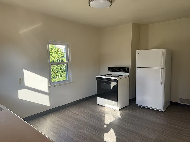 1409A Elm St #1409A — Photo 5
