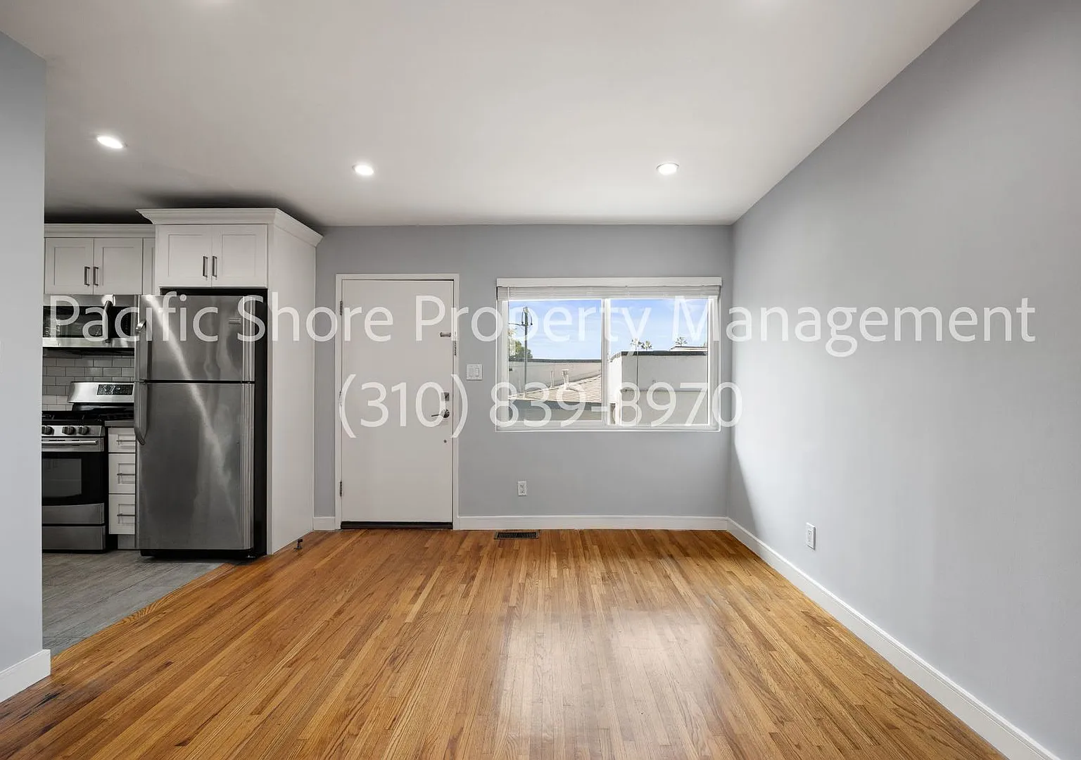 639 Robinson Apartments — Photo 4