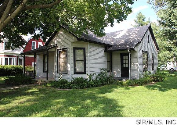 2nd image of 1006 N State St