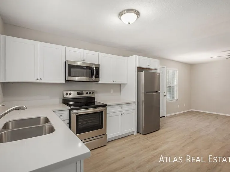 1011 E Commonwealth Pl #3 — Photo 7