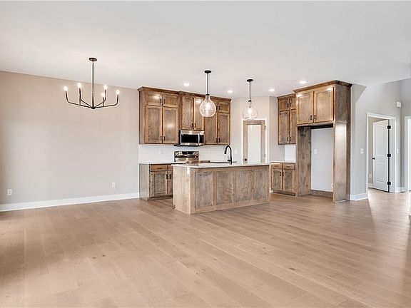 6th image of this home