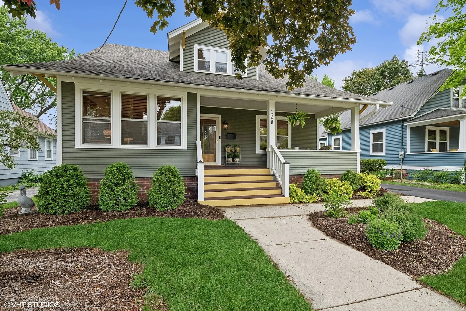 128 Coolidge Ave photo 1